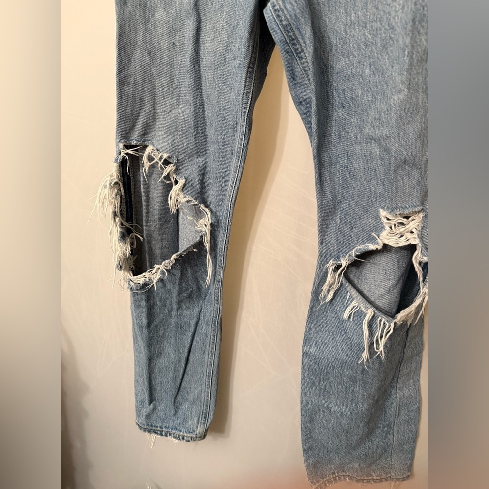 AGOLDE 90’s HIGH RISE LOOSE FIT IN FALL OUT IN DESTROYED DENIM BO’S JEANS 28 - Picture 5 of 14